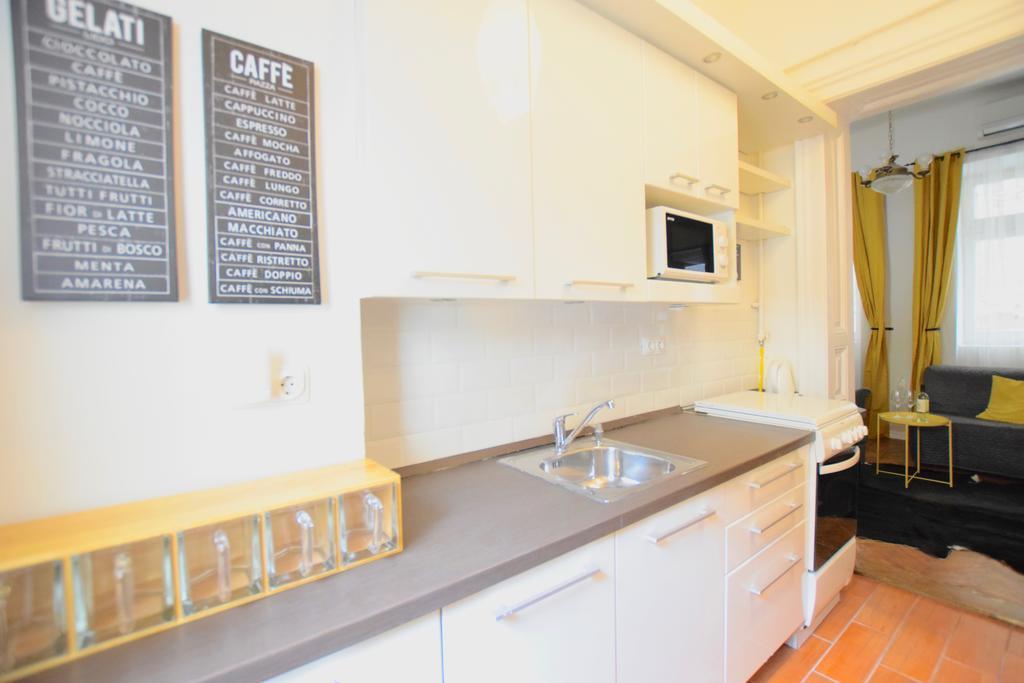Standard Apartment By Hi5 - Chainbridge บูดาเปสต์ ภายนอก รูปภาพ