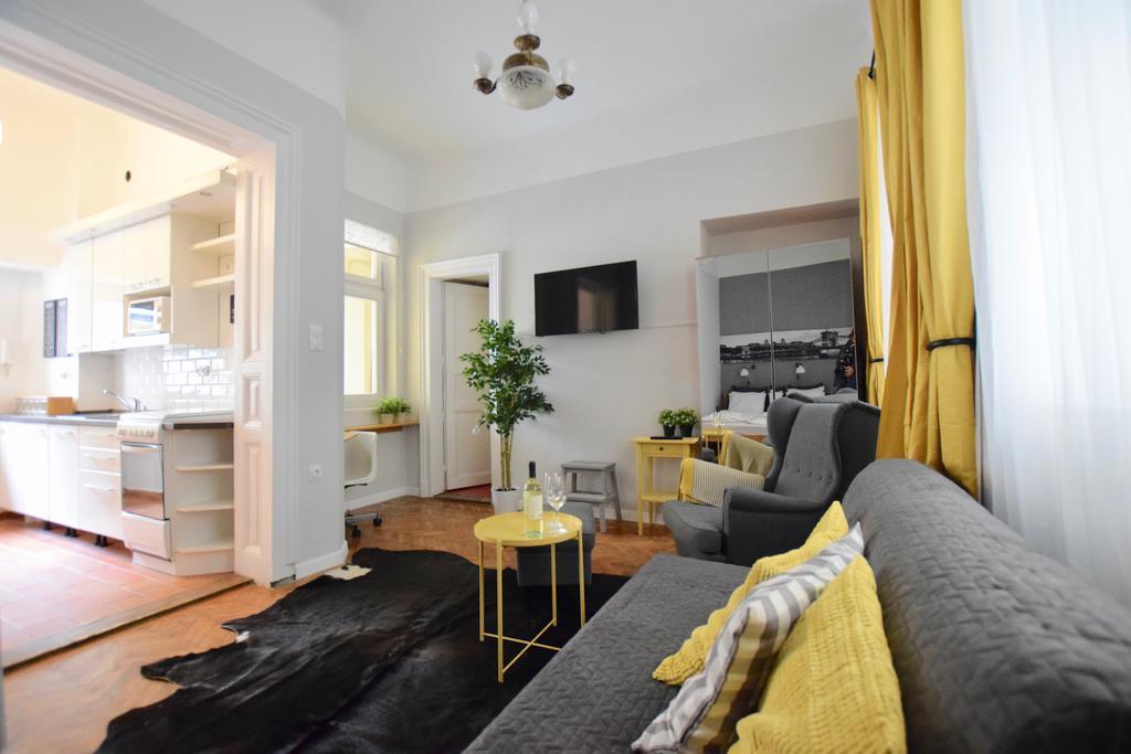 Standard Apartment By Hi5 - Chainbridge บูดาเปสต์ ภายนอก รูปภาพ